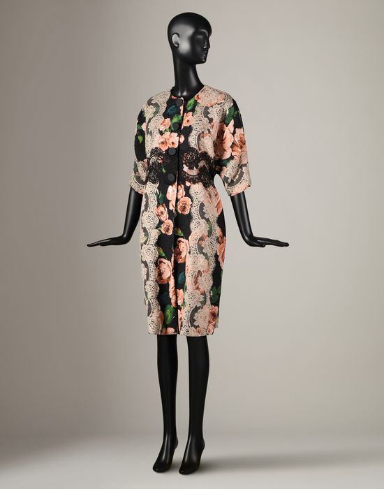ROSE PRINT AND LACE WRAP COAT  (WOMANS)